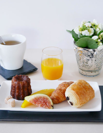 Petit déjeuner continental